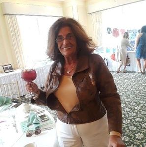 Meet your Posher, Rita